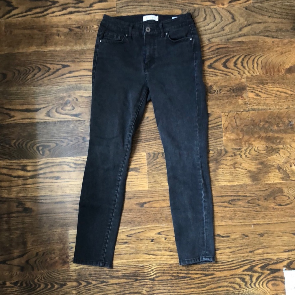 Jessica Simpson Black Skinny Jeans Size 26